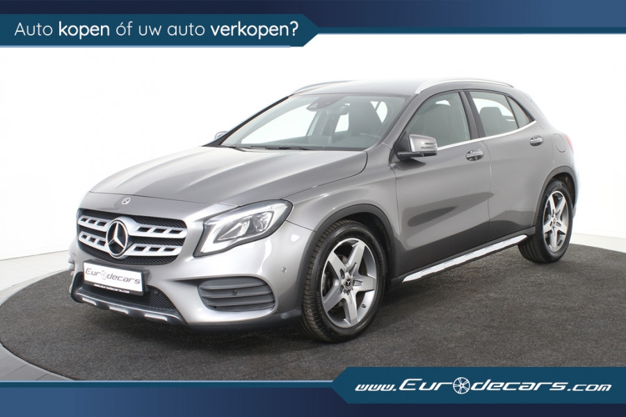Mercedes-Benz GLA 180 AMG Line *Navigatie*Camera*2x AMG*