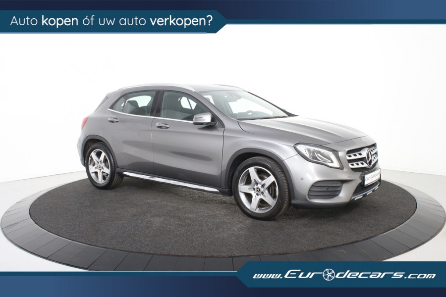 Mercedes-Benz GLA 180 AMG Line *Navigatie*Camera*2x AMG*