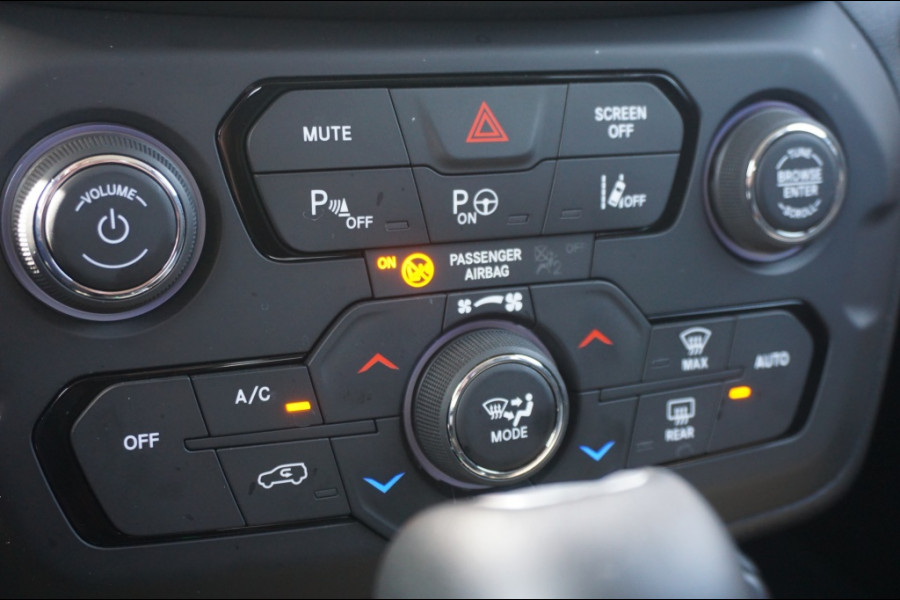 Jeep Renegade 130PK e-Hybrid S AUTOMAAT ADAPTIVE | CARPLAY | WINTERPACK! VERKOCHT