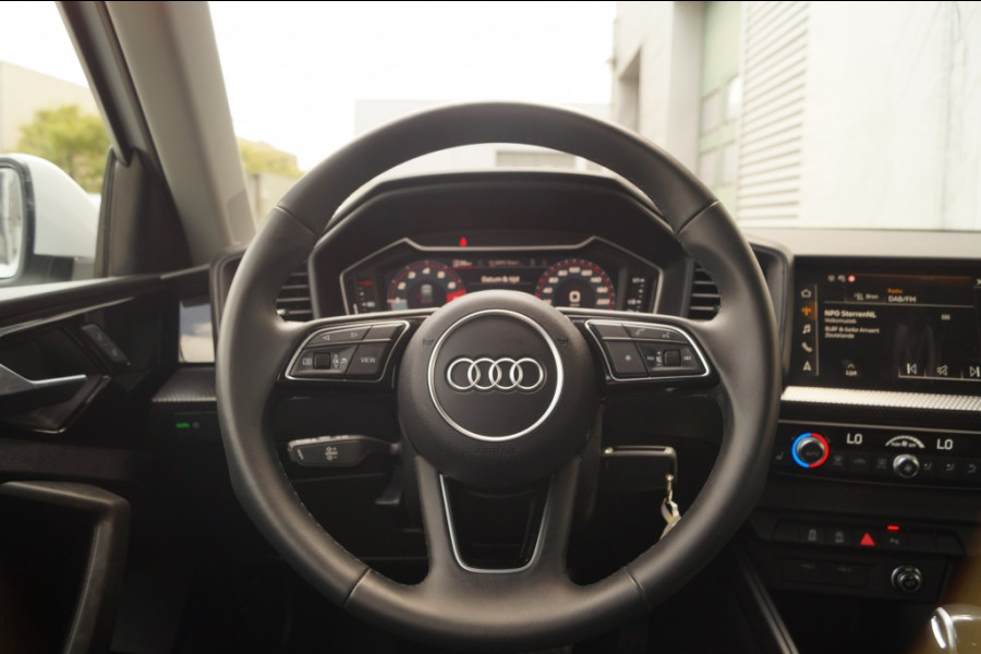 Audi A1 Sportback 30 TFSI 115pk S-Line Business Edition -ECC-NAVI-