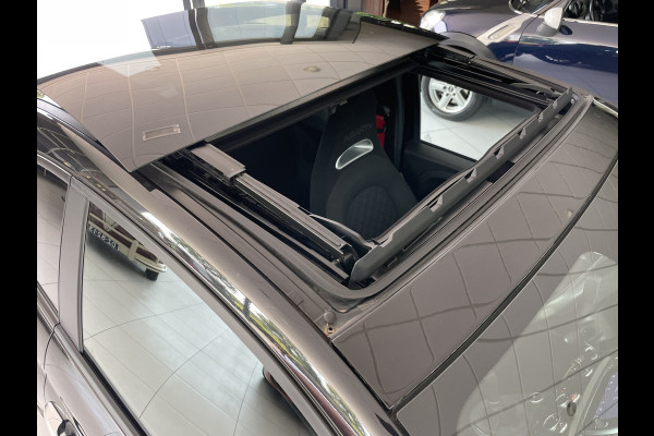 Abarth 500 1.4 T-Jet 595 70th Anniversary Airco - Parkeersensoren achter - Sportstoelen - Schuif/ kanteldak - Multifunctioneel stuurwiel -  licht metalen velgen - Mistlampen
