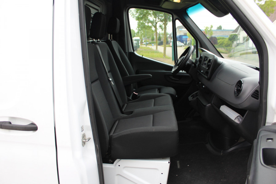 Mercedes-Benz Sprinter 314 2.2 CDI 105KW Euro6 9G-Tronic L2H1 ✓3-zits ✓ Navigatie ✓ Camera ✓ Trekhaak