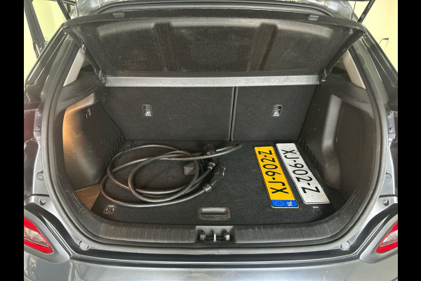 Hyundai Kona EV Premium 64 kWh | Warmtepomp | Verwarmde en geventileerde stoelen | Soh (batterijcheck) 91,8 %