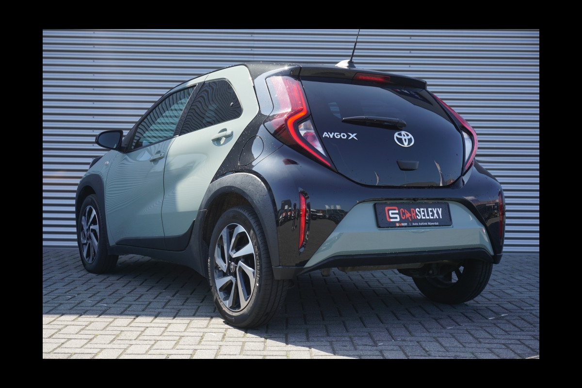Toyota Aygo X 72PK Pulse AUTOMAAT CARPLAY | STOELVERW. | CAMERA | ADAPTIVE! VERKOCHT Toyota Aygo X 72PK Pulse AUTOMAAT CARPLAY | STOELVERW. | CAMERA | ADAPTIVE! VERKOCHT