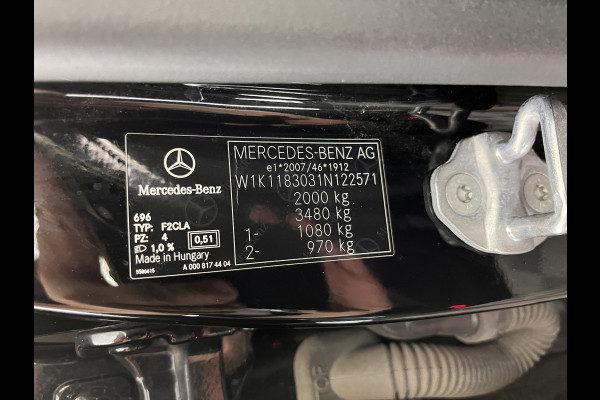 Mercedes-Benz CLA-Klasse 180 d Business Solution AMG-Sport-Pack Aut. *PANO | WIDESCREEN-DIGI-COCKPIT | FULL-LED | AMBIENT-LIGHT | LEATHER-MICROFIBRE | CAMERA | M-BUX-NAVI | ECC | SHIFT-PADDLES | PDC | CRUISE | DAB | SPORT-SEATS | 18"ALU*