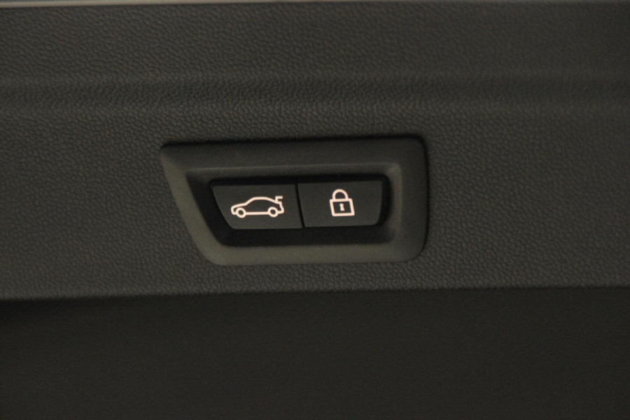 MINI Countryman 2.0 Cooper S JCW 192 PK Facelift | Pano-dak | CarPlay | Harman/Kardon | HUD | Stoelverwarming | Trekhaak | LED | PDC |