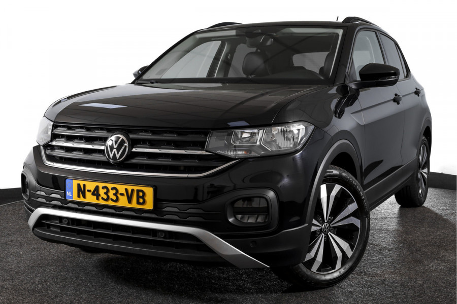 Volkswagen T-Cross 1.0 TSI Life 110 PK - Automaat | Adapt. Cruise | Stoelverw. | PDC | App. Connect | ECC | DAB | LM 17" | Trekhaak |