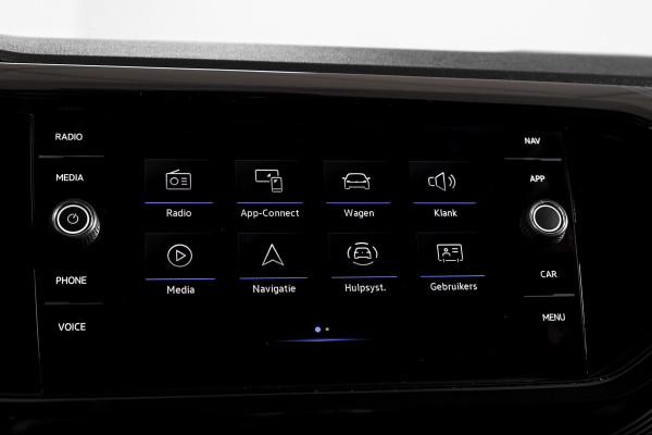 Volkswagen T-Cross 1.0 TSI Life 110 PK - Automaat | Adapt. Cruise | Stoelverw. | PDC | App. Connect | ECC | DAB | LM 17" | Trekhaak |