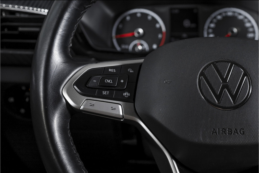 Volkswagen T-Cross 1.0 TSI Life 110 PK - Automaat | Adapt. Cruise | Stoelverw. | PDC | App. Connect | ECC | DAB | LM 17" | Trekhaak |