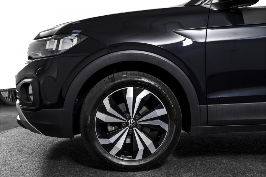 Volkswagen T-Cross 1.0 TSI Life 110 PK - Automaat | Adapt. Cruise | Stoelverw. | PDC | App. Connect | ECC | DAB | LM 17" | Trekhaak |
