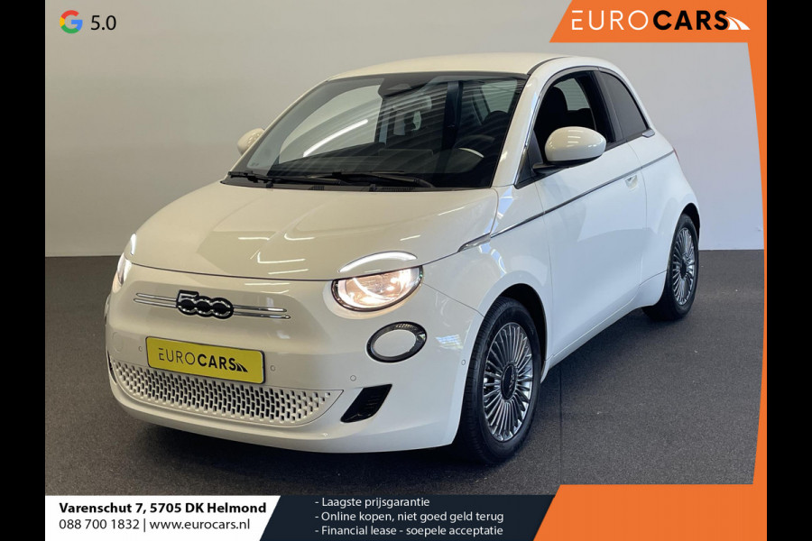 Fiat 500E Comfort Style 3+1 42 kWh 244km actieradius Navigatie Apple Carplay/Android Auto Camera Parkeersensoren Blind Spot Assist Stoelverwarming Lichtmetalen velgen Ledverlichting Climate Control