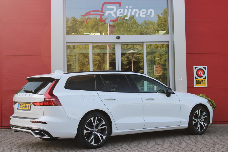Volvo V60 2.0 T6 340PK RECHARGE AWD R-DESIGN **NIEUWSTAAT!** | ELEKTRISCH BEDIENBARE VOORSTOELEN MET GEHEUGEN OP BESTUURDERSSTOEL | 18" 5-Y SPAAKS MATT BLACK / DIAMOND CUT R-DESIGN WIELEN | HIGH PERFORMANCE SOUND HARMAN KARDON | ADAPTIVE CRUISE CONTROL | ACHTERUITRIJ CAMERA | GETINTE RUITEN | PARKEERSENSOREN VOOR EN ACHTER | STOEL/STUUR VERWARMING | BEKLEDING R-DESIGN NAPPA LEDER / TEXTIEL CHARCOAL IN COMBINATIE MET SPORTSTOELEN | KEYLESS ENTRY/START | ELEKTRISCH BEDIENBARE ACHTERKLEP |