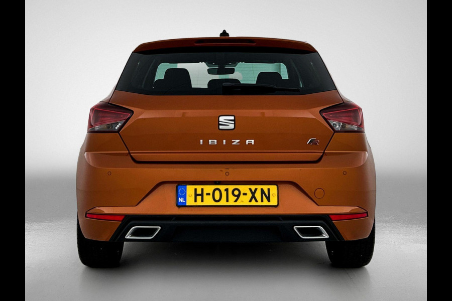 Seat Ibiza 1.0 TSI FR Intense Automaat (PANORAMADAK, DIGITALE COCKPIT, CARPLAY, LED, CAMERA, PDC, 1e EIGENAAR, GOED ONDERHOUDEN)