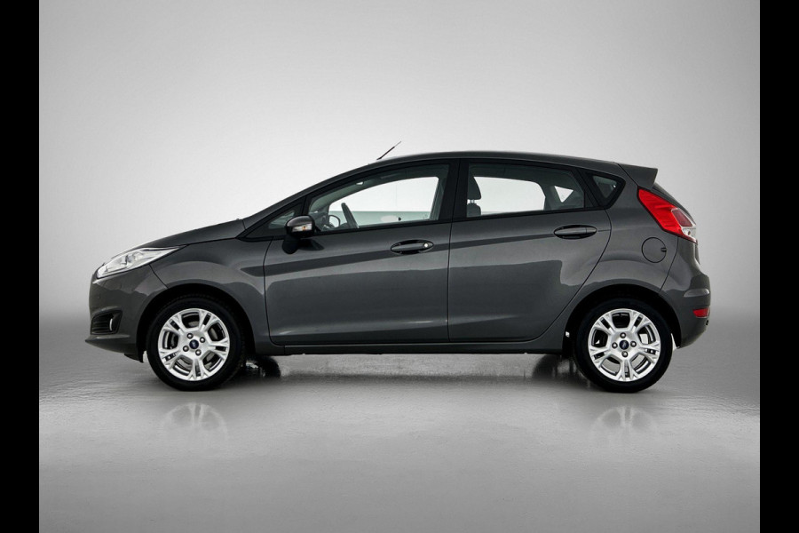 Ford Fiesta 1.0 Style Ultimate (NAVIGATIE, PARKEERSENSOREN, CRUISE, 1e EIGENAAR, GOED ONDERHOUDEN)