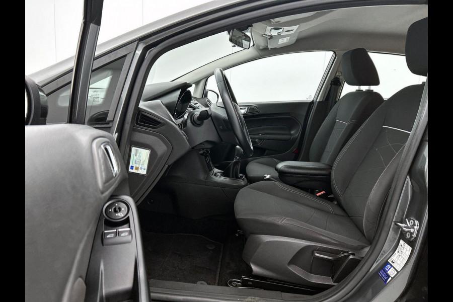 Ford Fiesta 1.0 Style Ultimate (NAVIGATIE, PARKEERSENSOREN, CRUISE, 1e EIGENAAR, GOED ONDERHOUDEN)