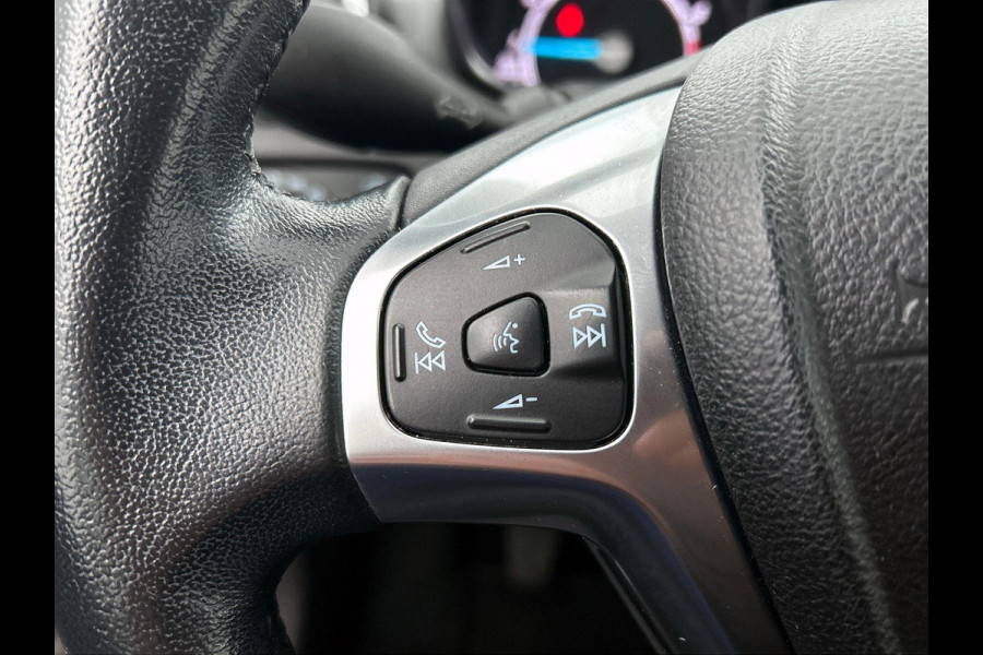 Ford Fiesta 1.0 Style Ultimate (NAVIGATIE, PARKEERSENSOREN, CRUISE, 1e EIGENAAR, GOED ONDERHOUDEN)