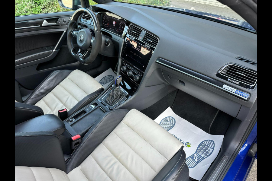 Volkswagen Golf 2.0 TSI 4Motion R / PANO