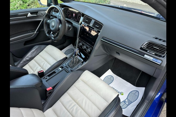 Volkswagen Golf 2.0 TSI 4Motion R / PANO