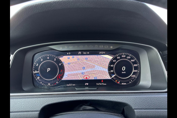 Volkswagen Golf 2.0 TSI 4Motion R / PANO