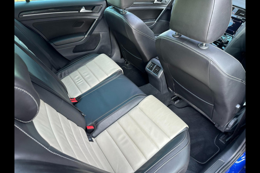 Volkswagen Golf 2.0 TSI 4Motion R / PANO
