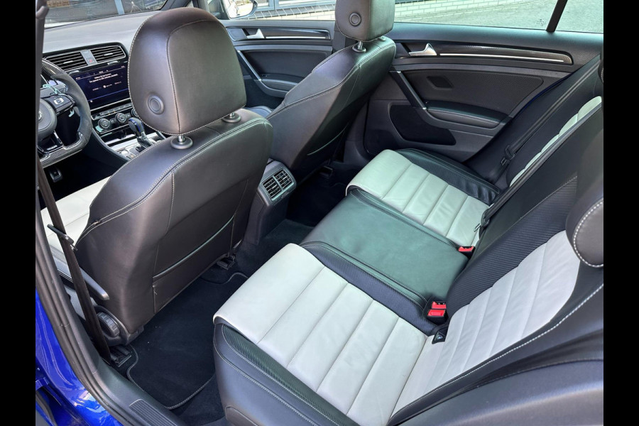 Volkswagen Golf 2.0 TSI 4Motion R / PANO