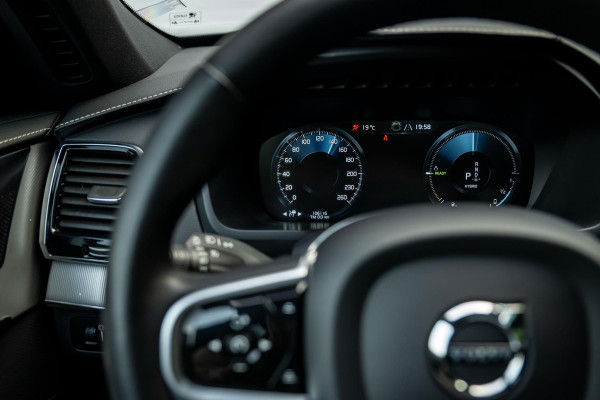 Volvo XC90 2.0 T8 Recharge AWD R-Design 455pk LONG RANGE