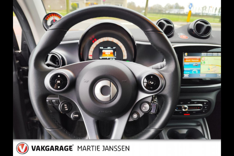 Smart Fortwo EQ Comfort PLUS 18 kWh -
