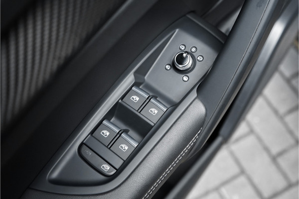 Audi Q5 Sportback 50 TFSI e S Edition Black Pack Pano 360° Trekhaak