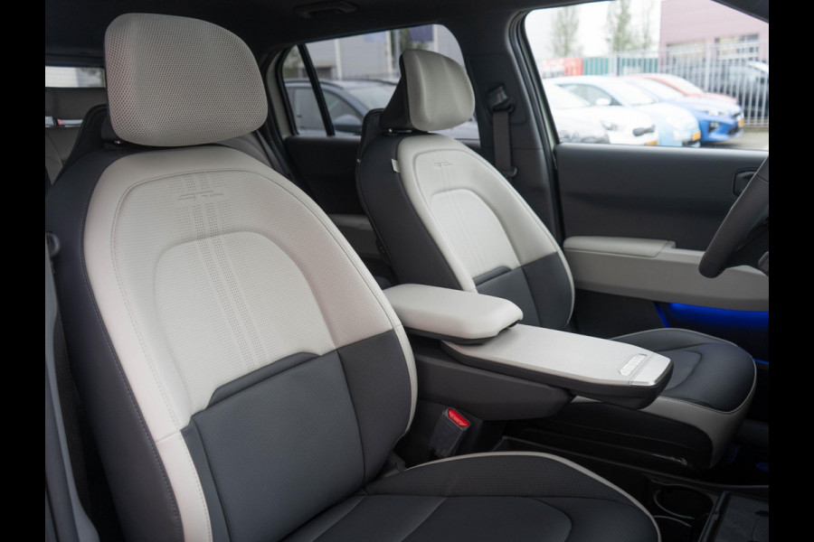 Kia EV3 GT-PlusLine 81.4 kWh Direct beschikbaar  l Adventurine Green | 360 camera l l Harman Kardon l  Stoel en stuurverwarming l Stoel ventilatie  l Schuif kantel dak l