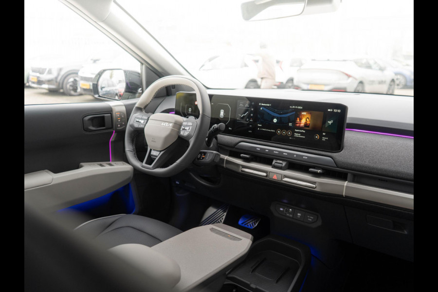 Kia EV3 GT-PlusLine 81.4 kWh Direct beschikbaar  l Adventurine Green | 360 camera l l Harman Kardon l  Stoel en stuurverwarming l Stoel ventilatie  l Schuif kantel dak l