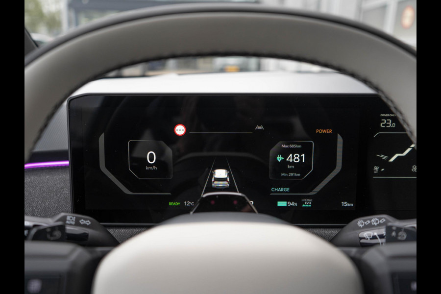 Kia EV3 GT-PlusLine 81.4 kWh Direct beschikbaar  l Adventurine Green | 360 camera l l Harman Kardon l  Stoel en stuurverwarming l Stoel ventilatie  l Schuif kantel dak l
