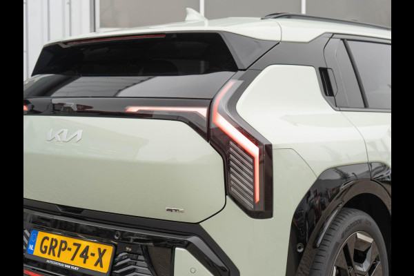 Kia EV3 GT-PlusLine 81.4 kWh Direct beschikbaar  l Adventurine Green | 360 camera l l Harman Kardon l  Stoel en stuurverwarming l Stoel ventilatie  l Schuif kantel dak l