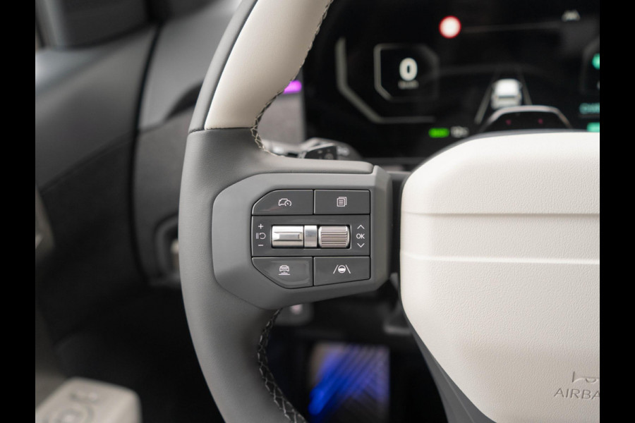Kia EV3 GT-PlusLine 81.4 kWh Direct beschikbaar  l Adventurine Green | 360 camera l l Harman Kardon l  Stoel en stuurverwarming l Stoel ventilatie  l Schuif kantel dak l