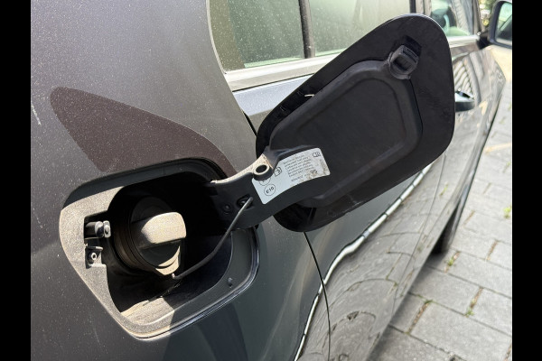 Volkswagen Golf BWJ 2019 | 1.0 TSI 116PK Comfortline | CLIMA | NAVI | AD CRUISE | PDC | LICHTMETAAL |