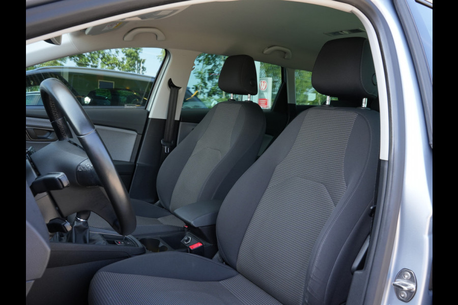 Seat León ST 1.0 EcoTSI Style Business Intense | Keyless | DAB | Navigatie | Climate Control