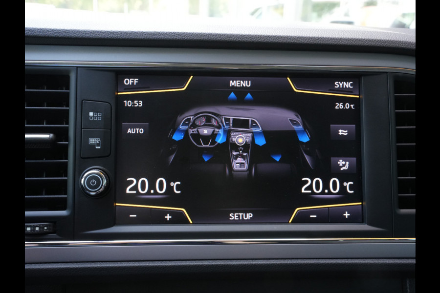 Seat León ST 1.0 EcoTSI Style Business Intense | Keyless | DAB | Navigatie | Climate Control