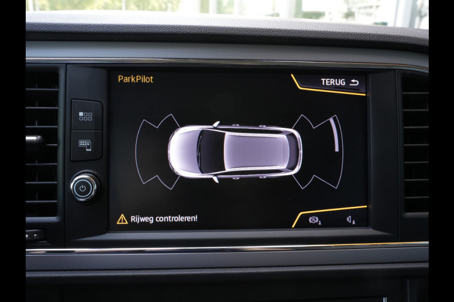 Seat León ST 1.0 EcoTSI Style Business Intense | Keyless | DAB | Navigatie | Climate Control