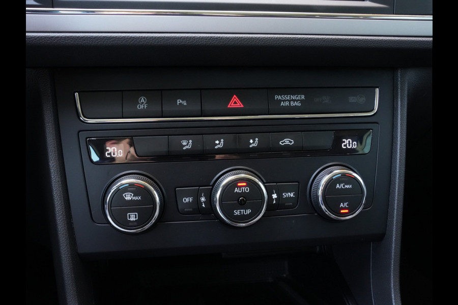 Seat León ST 1.0 EcoTSI Style Business Intense | Keyless | DAB | Navigatie | Climate Control