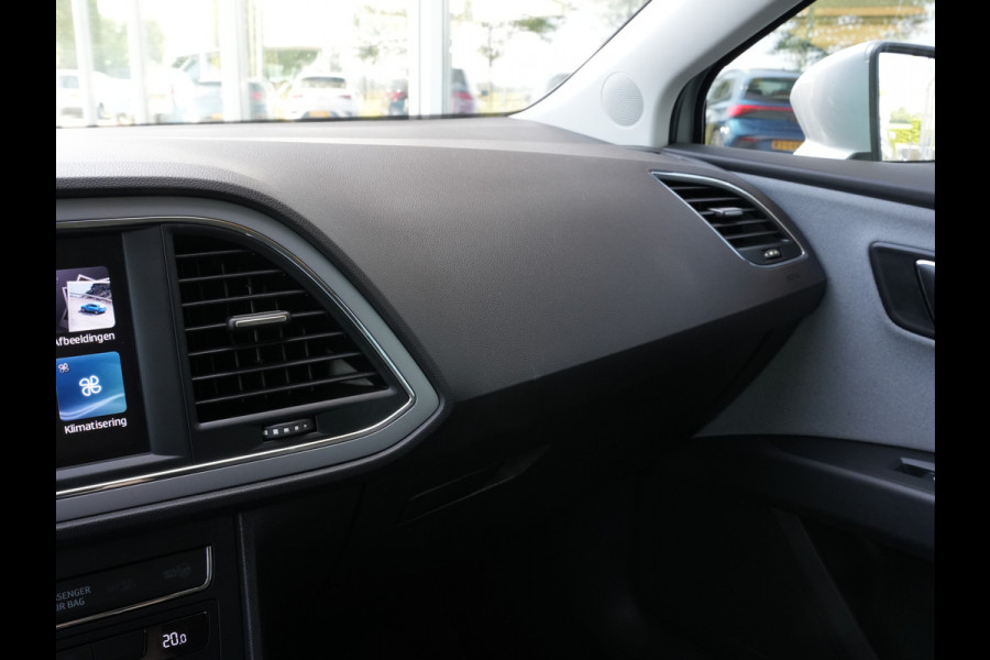 Seat León ST 1.0 EcoTSI Style Business Intense | Keyless | DAB | Navigatie | Climate Control