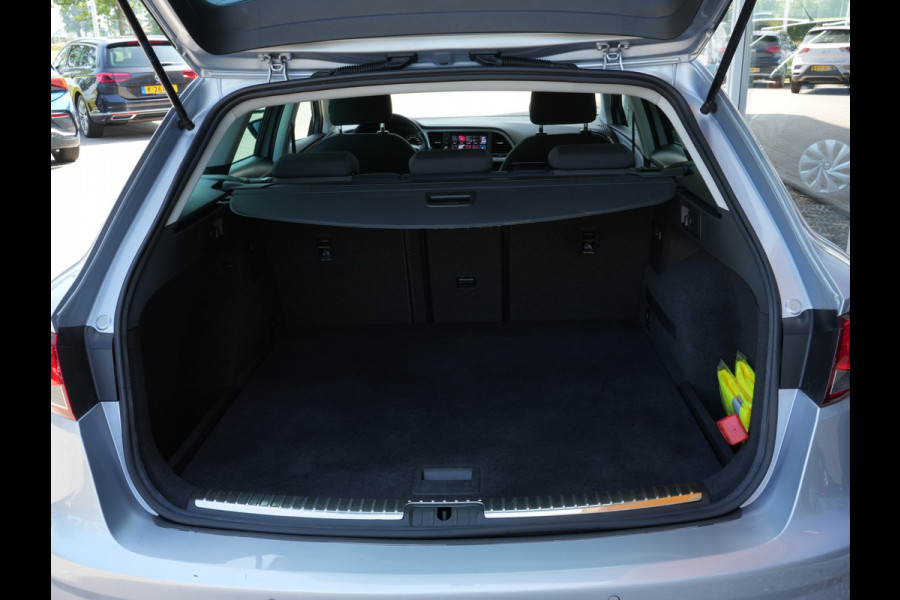 Seat León ST 1.0 EcoTSI Style Business Intense | Keyless | DAB | Navigatie | Climate Control