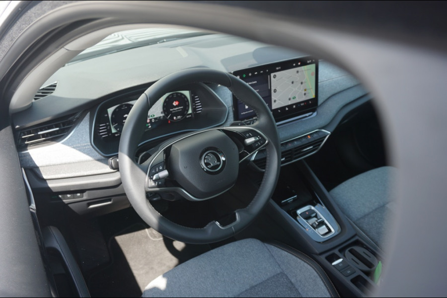Škoda Octavia Combi 150PK AUTOMAAT ADAPTIVE | WINTERPACK | CAMERA | NAVI | KEYLESS!