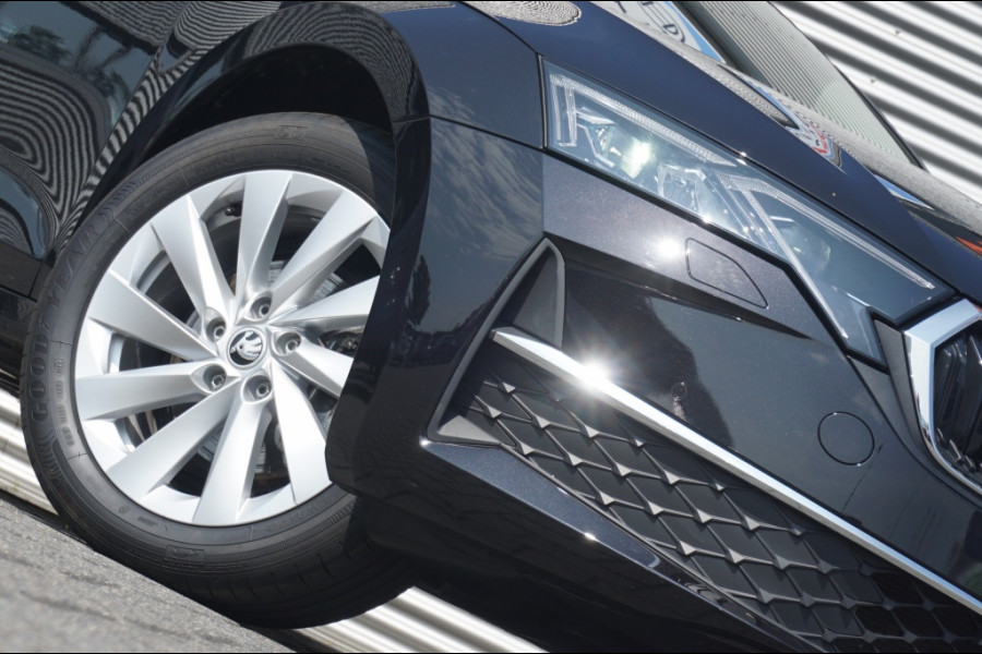 Škoda Octavia Combi 150PK AUTOMAAT ADAPTIVE | WINTERPACK | CAMERA | NAVI | KEYLESS!