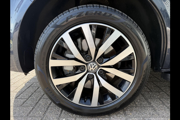 Volkswagen Transporter 2.0 TDI L2H1 Highline | EX. BTW PRIJZEN | 2 SCHUIFDEUREN | AUTOMAAT | TREKHAAK | ACHTERUITRIJCAMERA |
