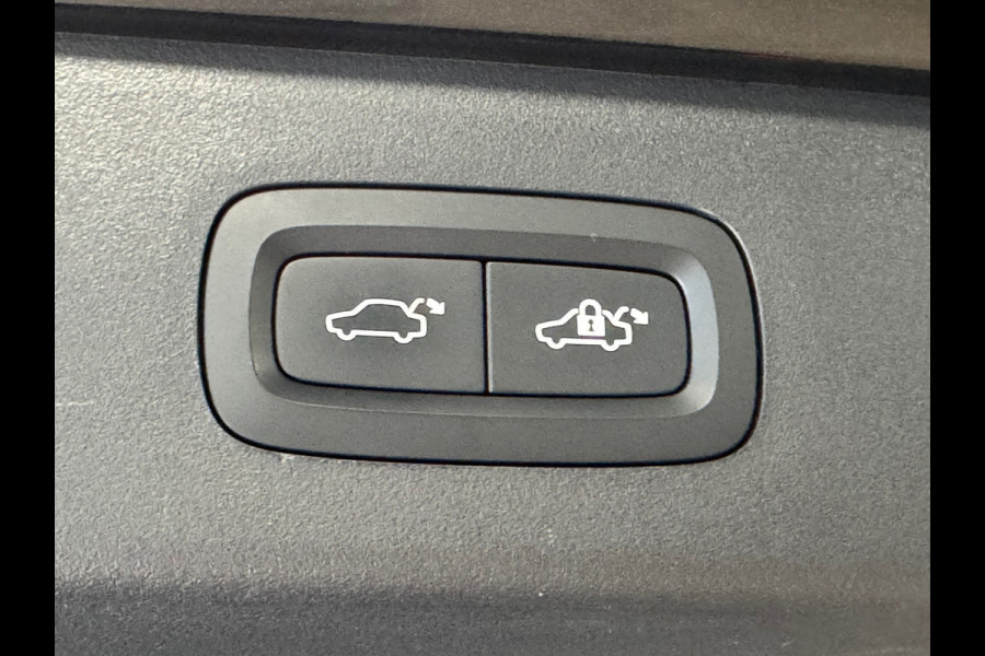 Lynk & Co 01 1.5 AUT. PLUG-IN HYBRIDE PANORAMADAK AIRCO CAMERA CRUISE PDC STOELVERWARMING APPLE CARPLAY