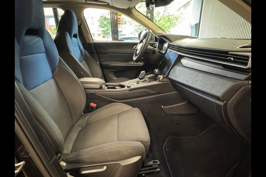 Lynk & Co 01 1.5 AUT. PLUG-IN HYBRIDE PANORAMADAK AIRCO CAMERA CRUISE PDC STOELVERWARMING APPLE CARPLAY