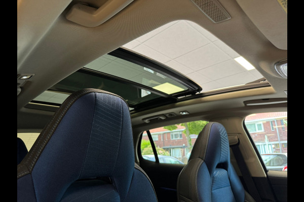 Lynk & Co 01 1.5 AUT. PLUG-IN HYBRIDE PANORAMADAK AIRCO CAMERA CRUISE PDC STOELVERWARMING APPLE CARPLAY