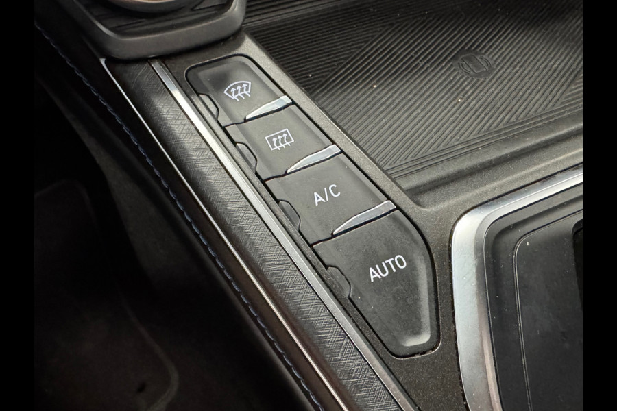 Lynk & Co 01 1.5 AUT. PLUG-IN HYBRIDE PANORAMADAK AIRCO CAMERA CRUISE PDC STOELVERWARMING APPLE CARPLAY
