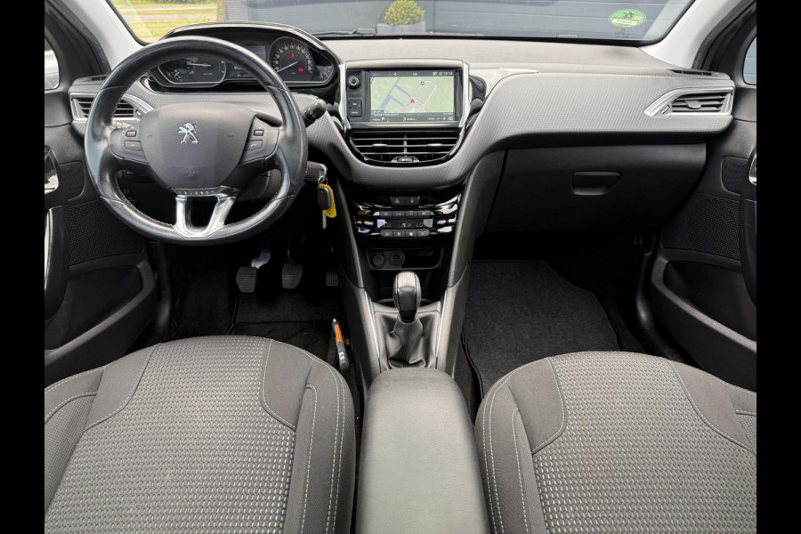 Peugeot 208 1.2 PureTech Allure Navi,Pano,Camera,Clima,Cruise,Apple Carplay,N.A.P,110pk,APK tot 09-2026