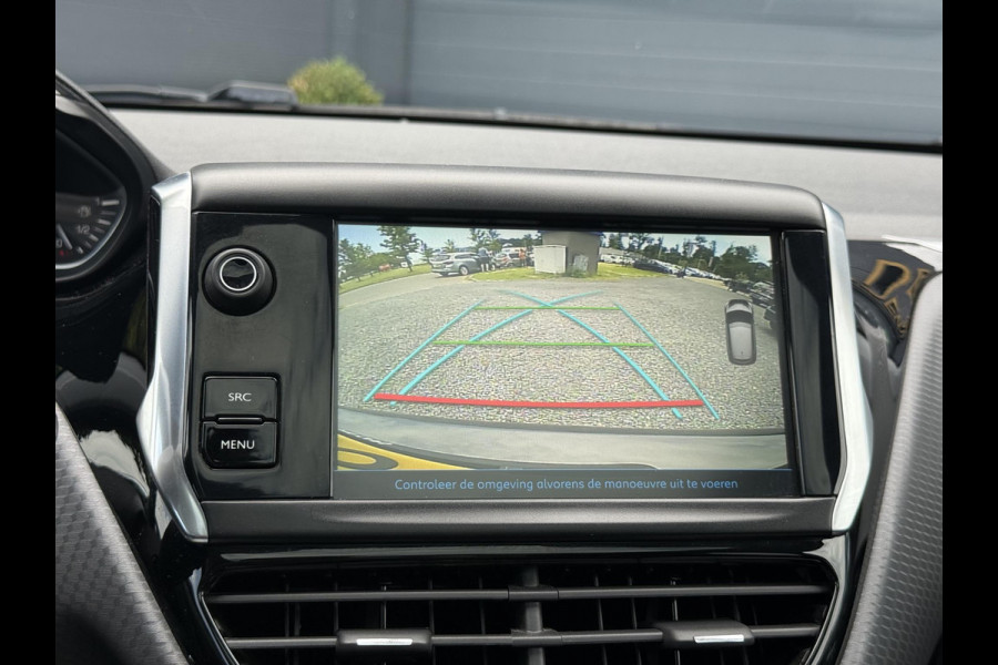 Peugeot 208 1.2 PureTech Allure Navi,Pano,Camera,Clima,Cruise,Apple Carplay,N.A.P,110pk,APK tot 09-2026