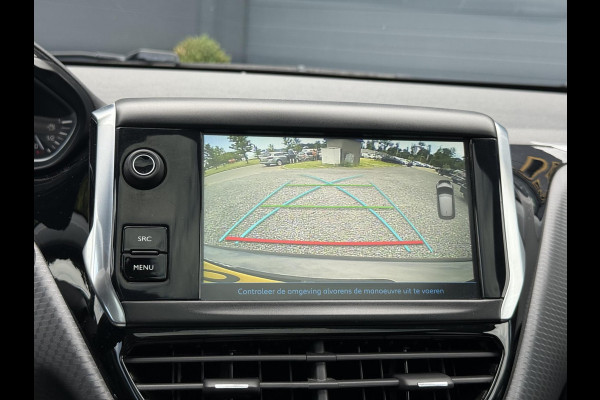 Peugeot 208 1.2 PureTech Allure Navi,Pano,Camera,Clima,Cruise,Apple Carplay,N.A.P,110pk,APK tot 09-2026